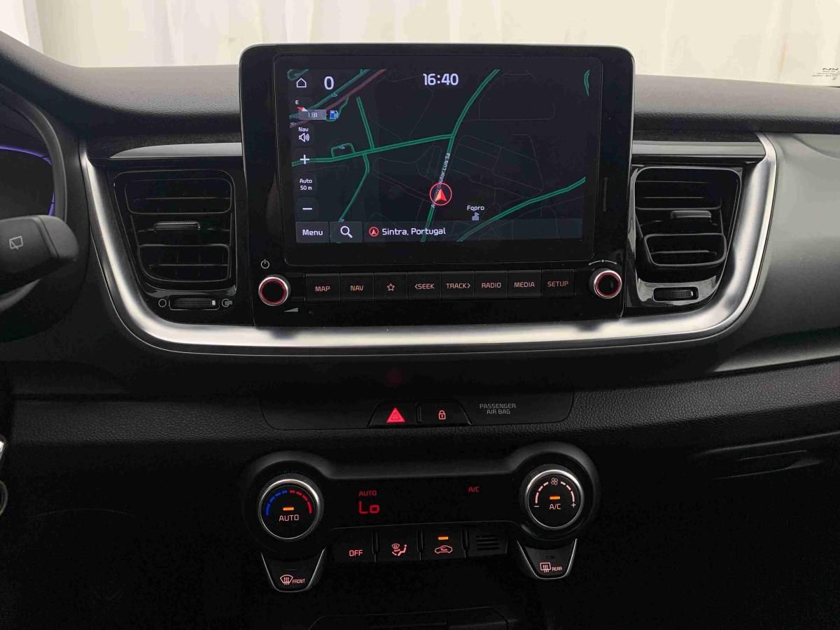 kia-stonic-2025-gasolina-1197cc