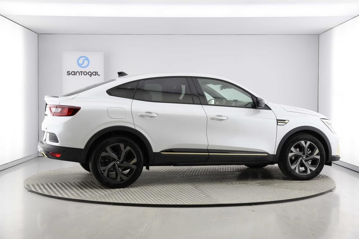 renault-arkana-2023-hibrido-1598cc