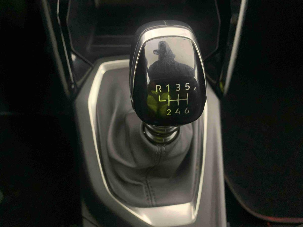 peugeot-2008-2025-gasolina-1199cc