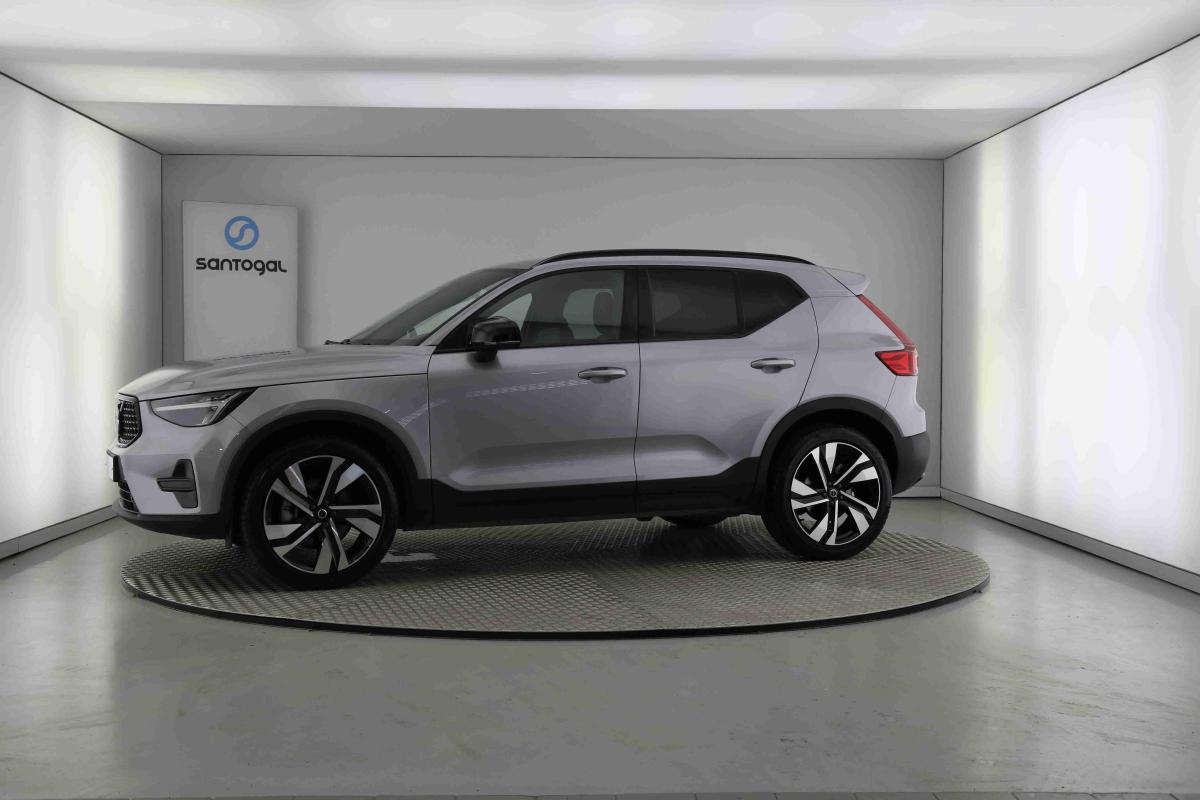 volvo-xc40-2025-gasolina-1969cc