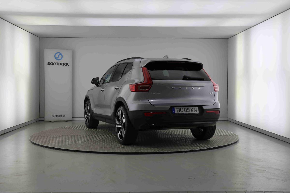 volvo-xc40-2025-gasolina-1969cc