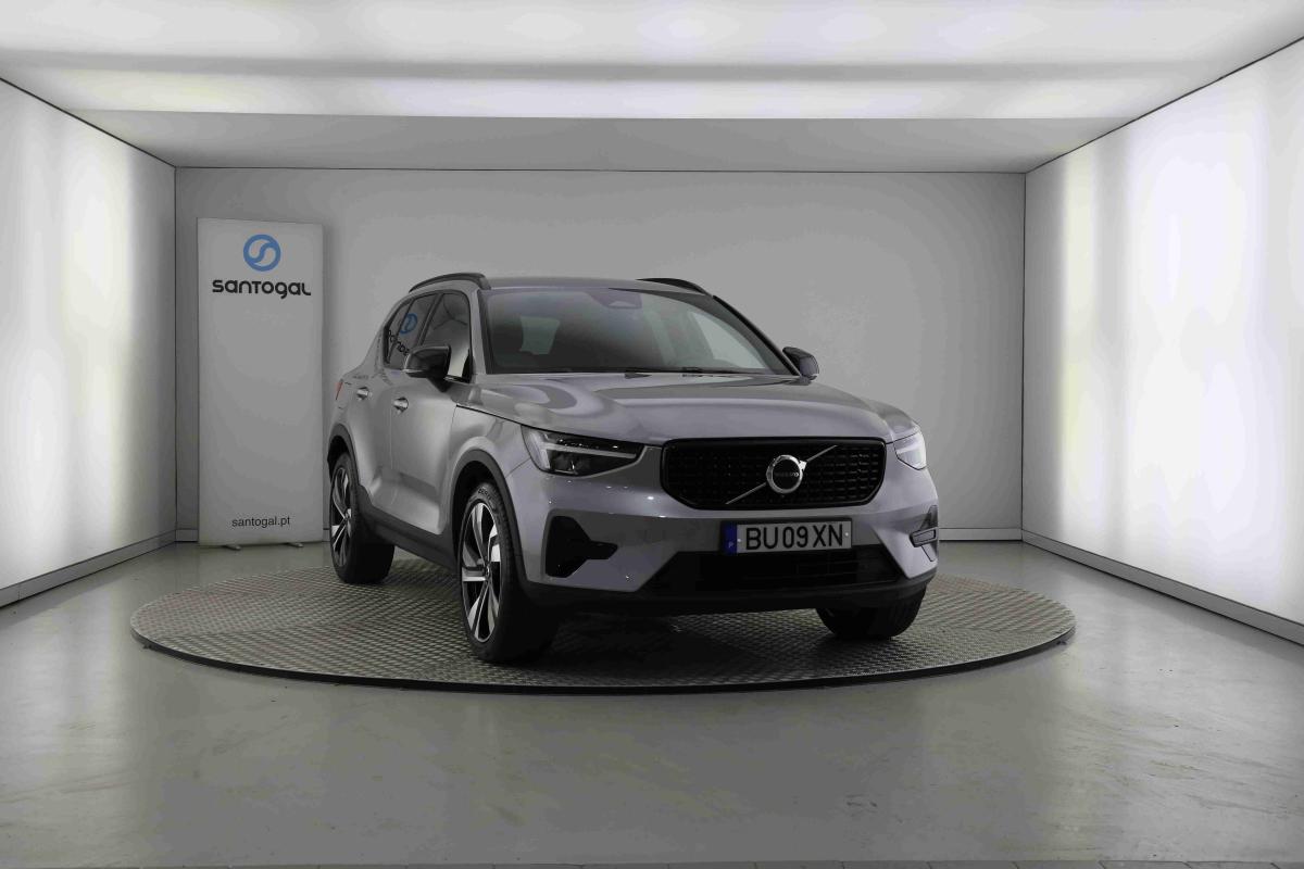 volvo-xc40-2025-gasolina-1969cc