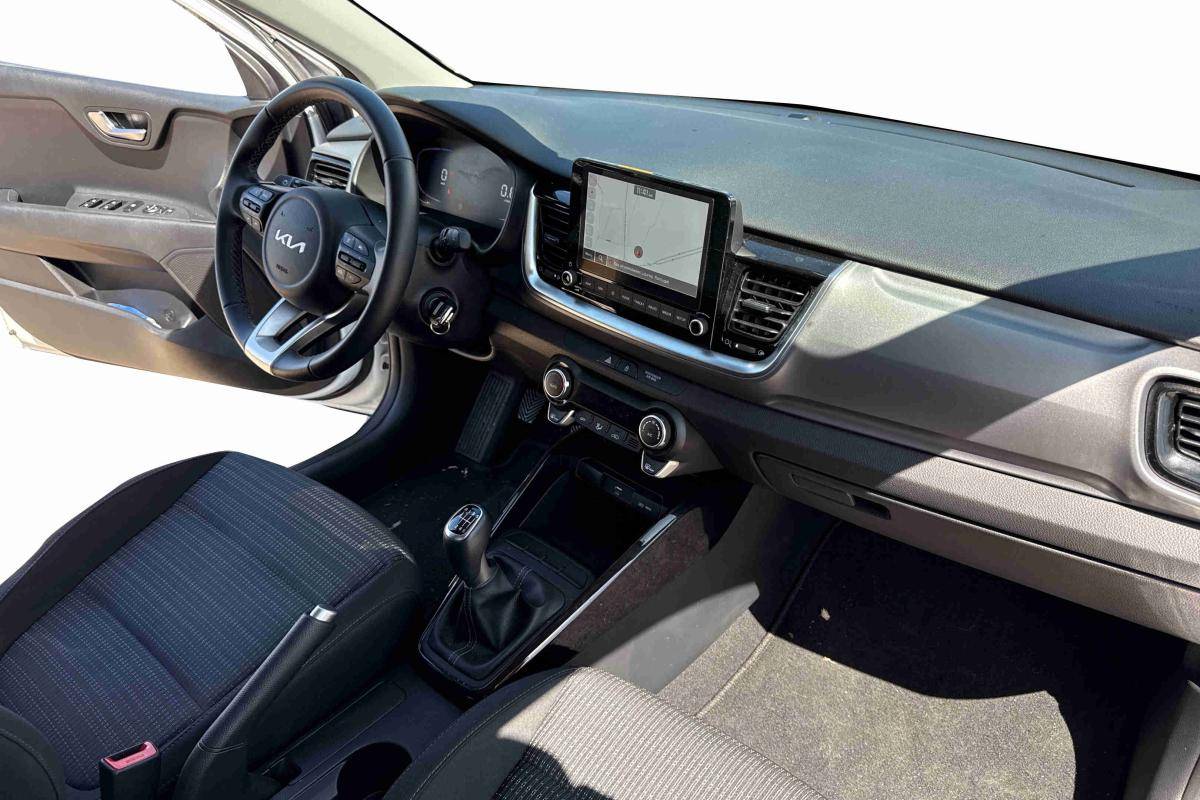 kia-stonic-2025-gasolina-998cc