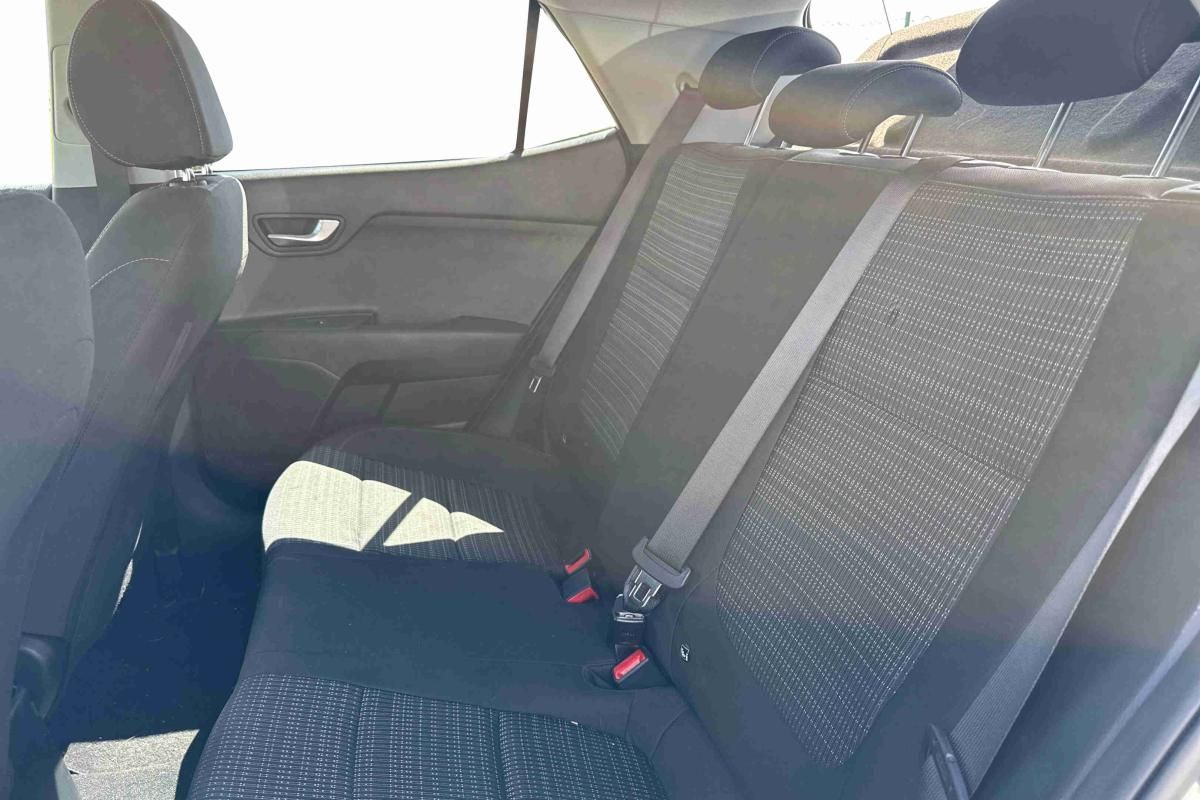 kia-stonic-2025-gasolina-998cc