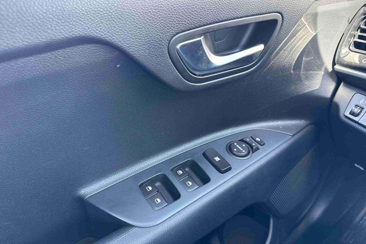kia-stonic-2025-gasolina-998cc