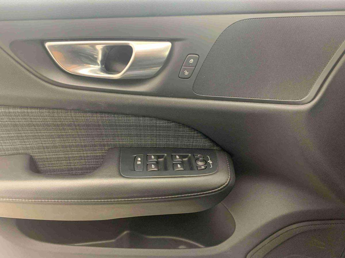 volvo-v60-2024-diesel-1969cc