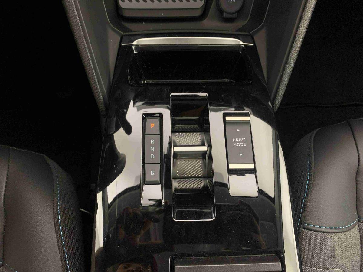 citroen-e-c4-2023-eletrico-0cc