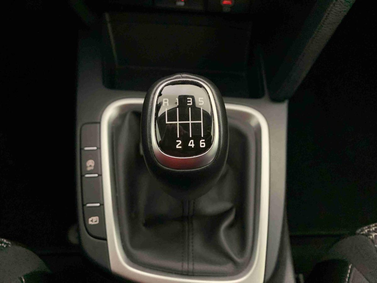 kia-xceed-2025-gasolina-998cc