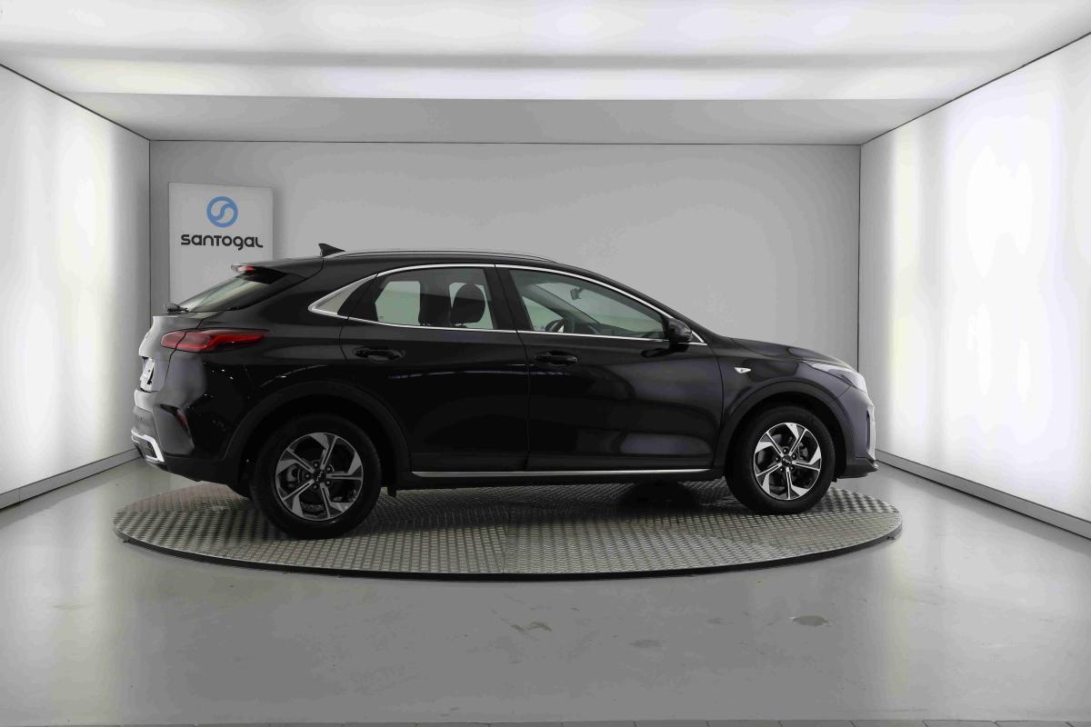 kia-xceed-2025-gasolina-998cc