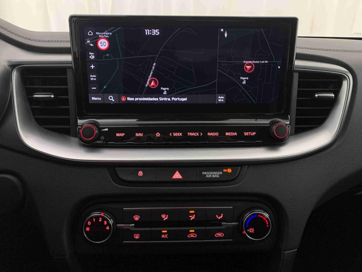 kia-xceed-2025-gasolina-998cc