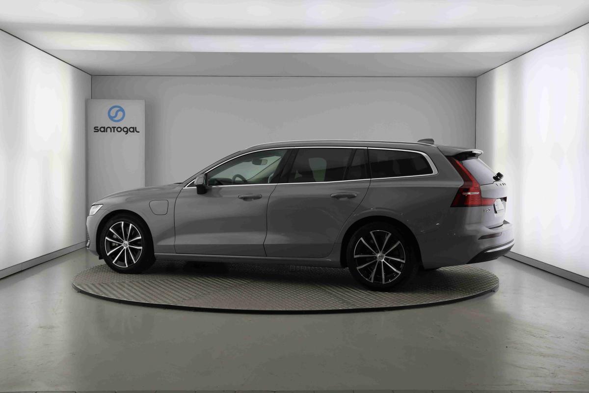 volvo-v60-2024-hibrido-1969cc