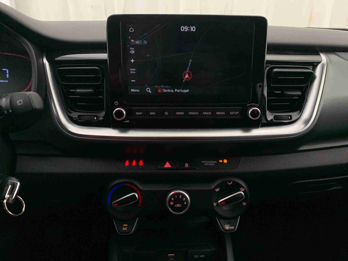 kia-stonic-2024-gasolina-1197cc