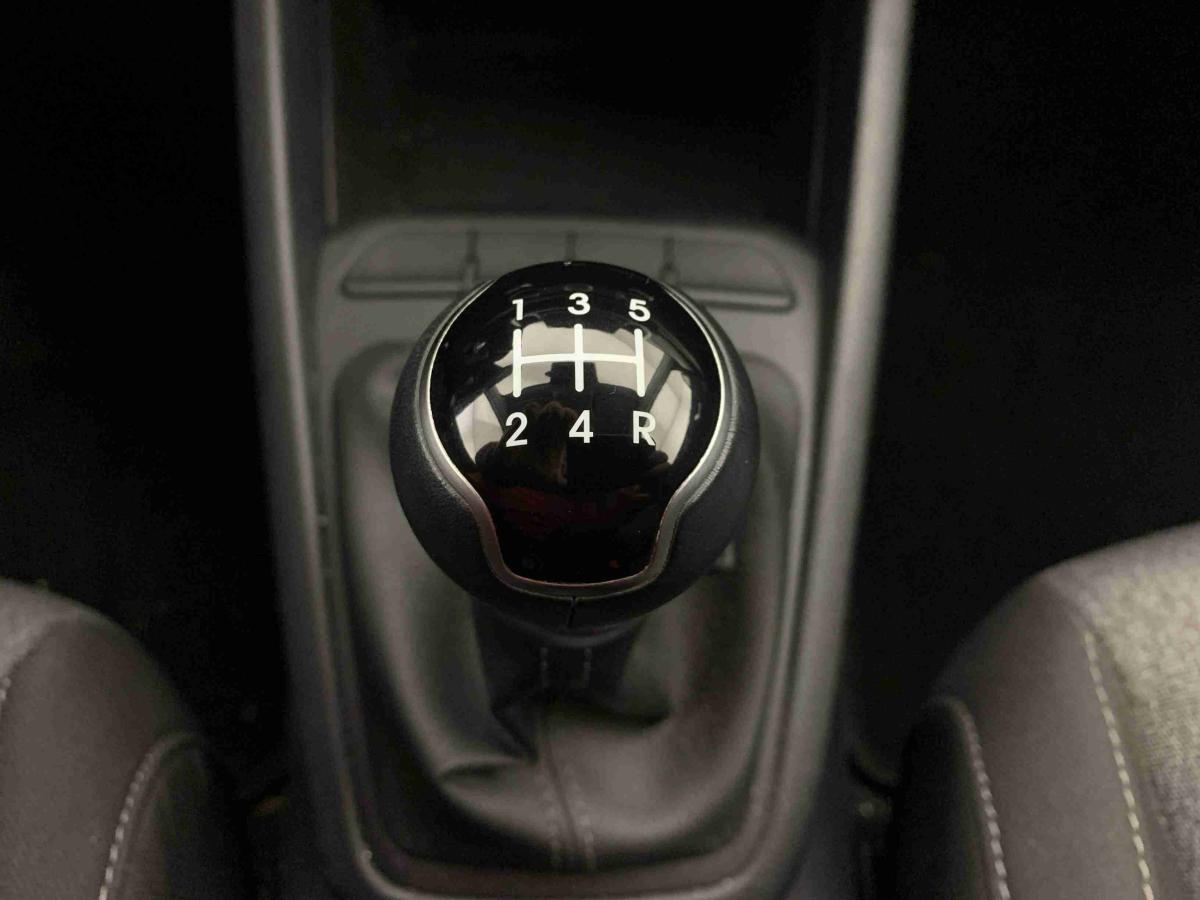 kia-stonic-2024-gasolina-1197cc