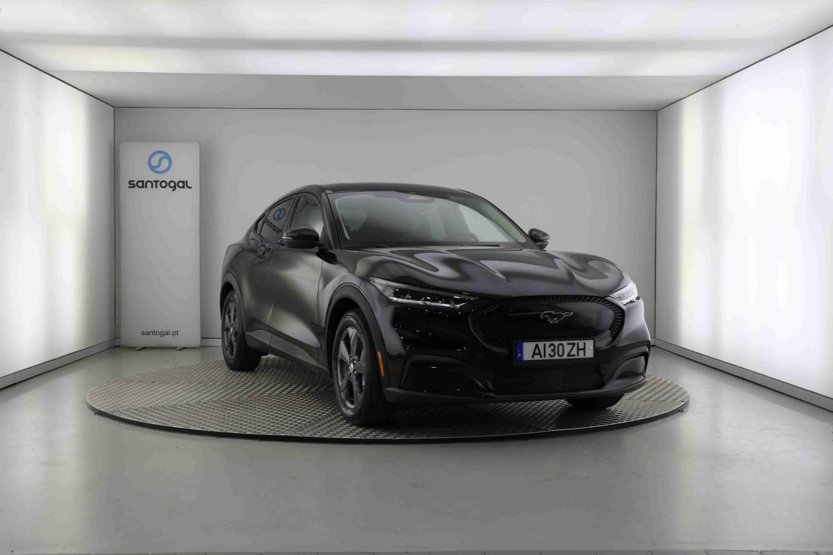ford-mustang-mach-e-2021-eletrico-0cc