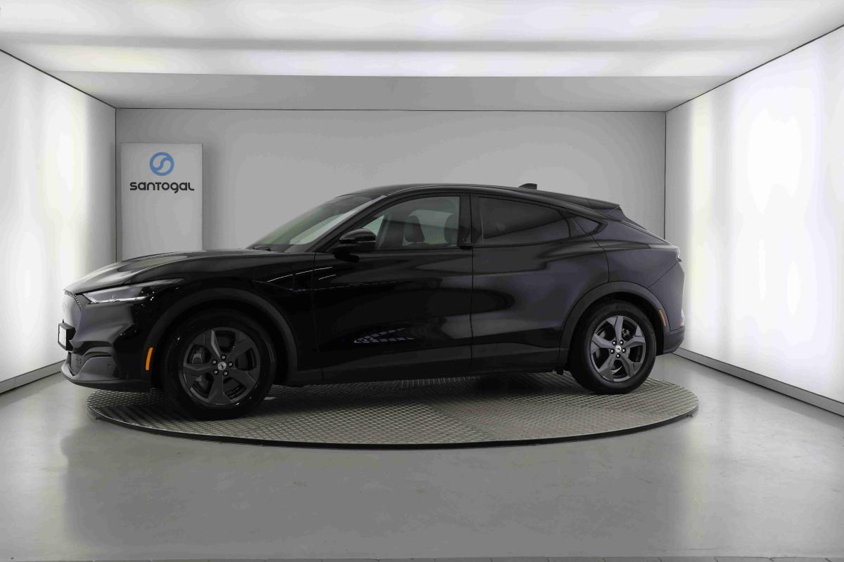 ford-mustang-mach-e-2021-eletrico-0cc