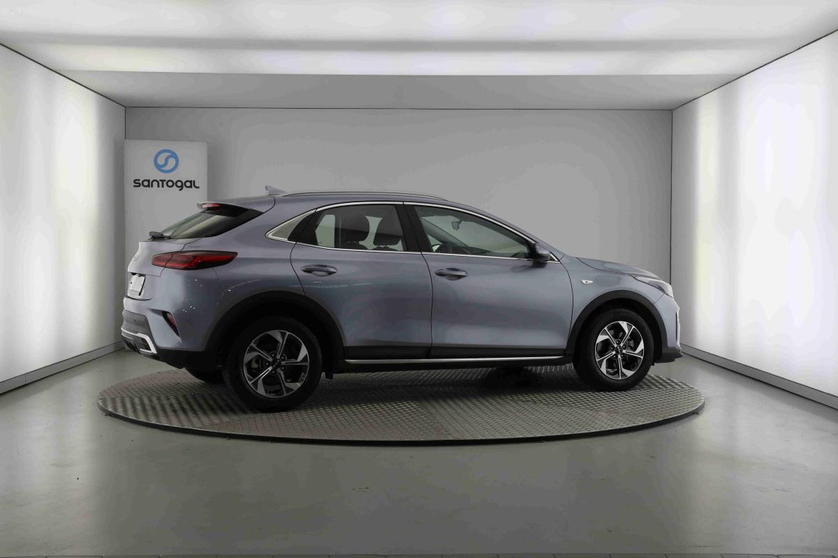 kia-xceed-2025-gasolina-998cc