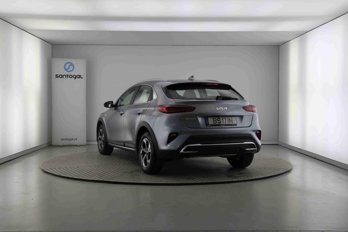 kia-xceed-2025-gasolina-998cc