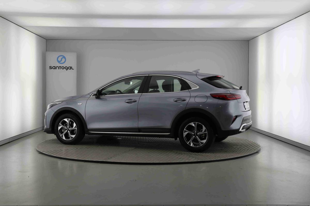 kia-xceed-2025-gasolina-998cc