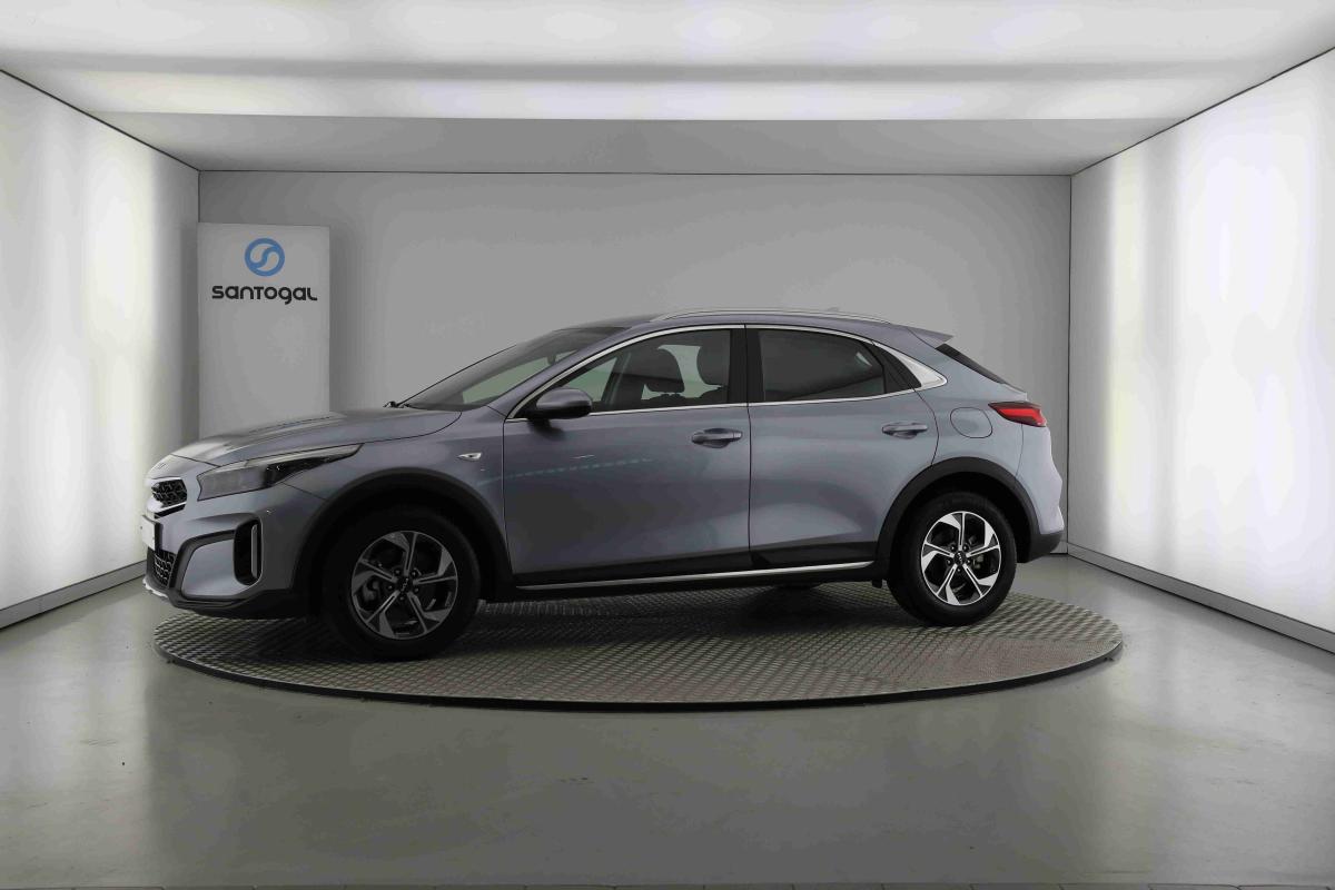 kia-xceed-2025-gasolina-998cc
