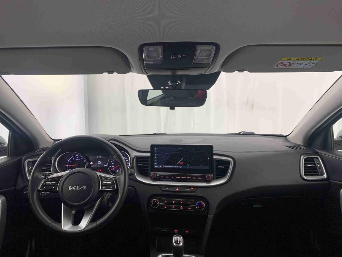 kia-xceed-2025-gasolina-998cc