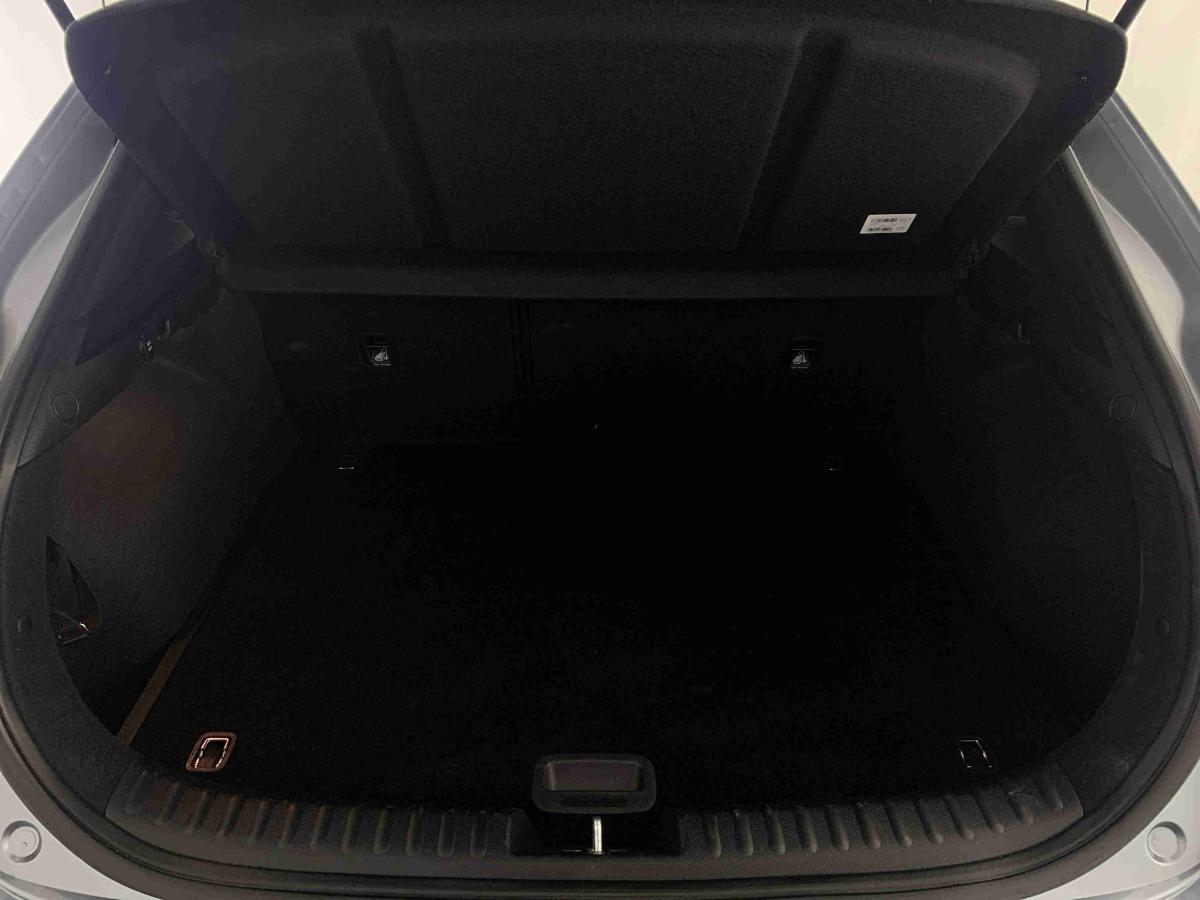 kia-xceed-2025-gasolina-998cc