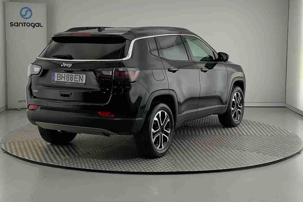 jeep-compass-2024-hibrido-1332cc