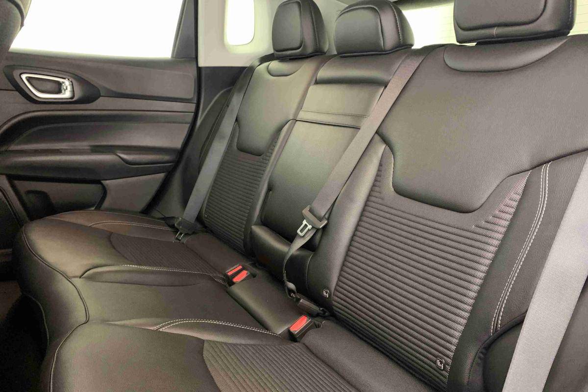 jeep-compass-2024-hibrido-1332cc