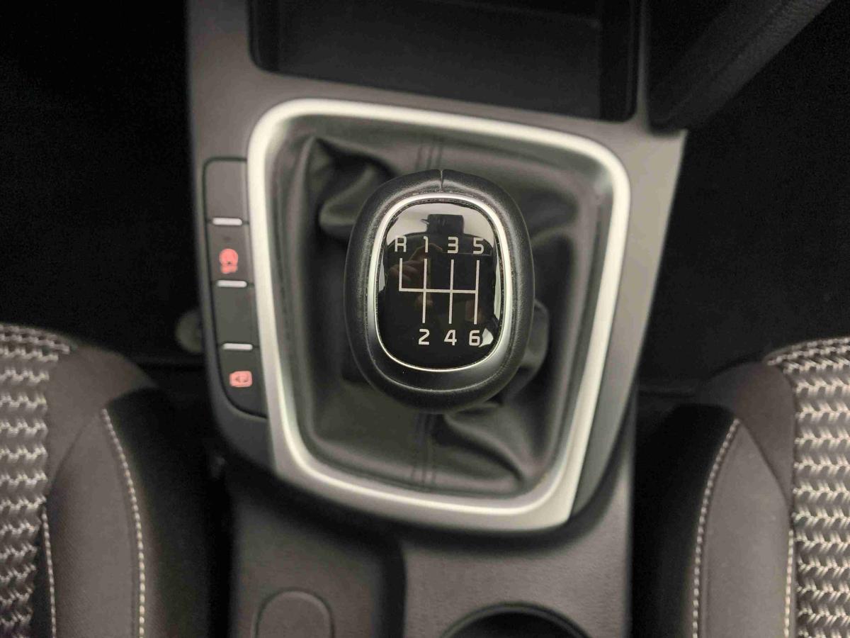 kia-xceed-2025-gasolina-998cc