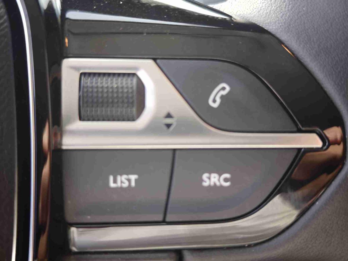 peugeot-e-208-2025-eletrico-0cc