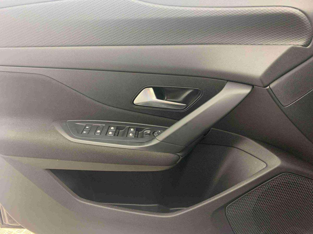 peugeot-308-sw-2025-gasolina-1199cc