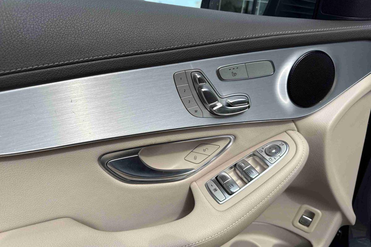 mercedes-benz-glc-2019-diesel-2143cc