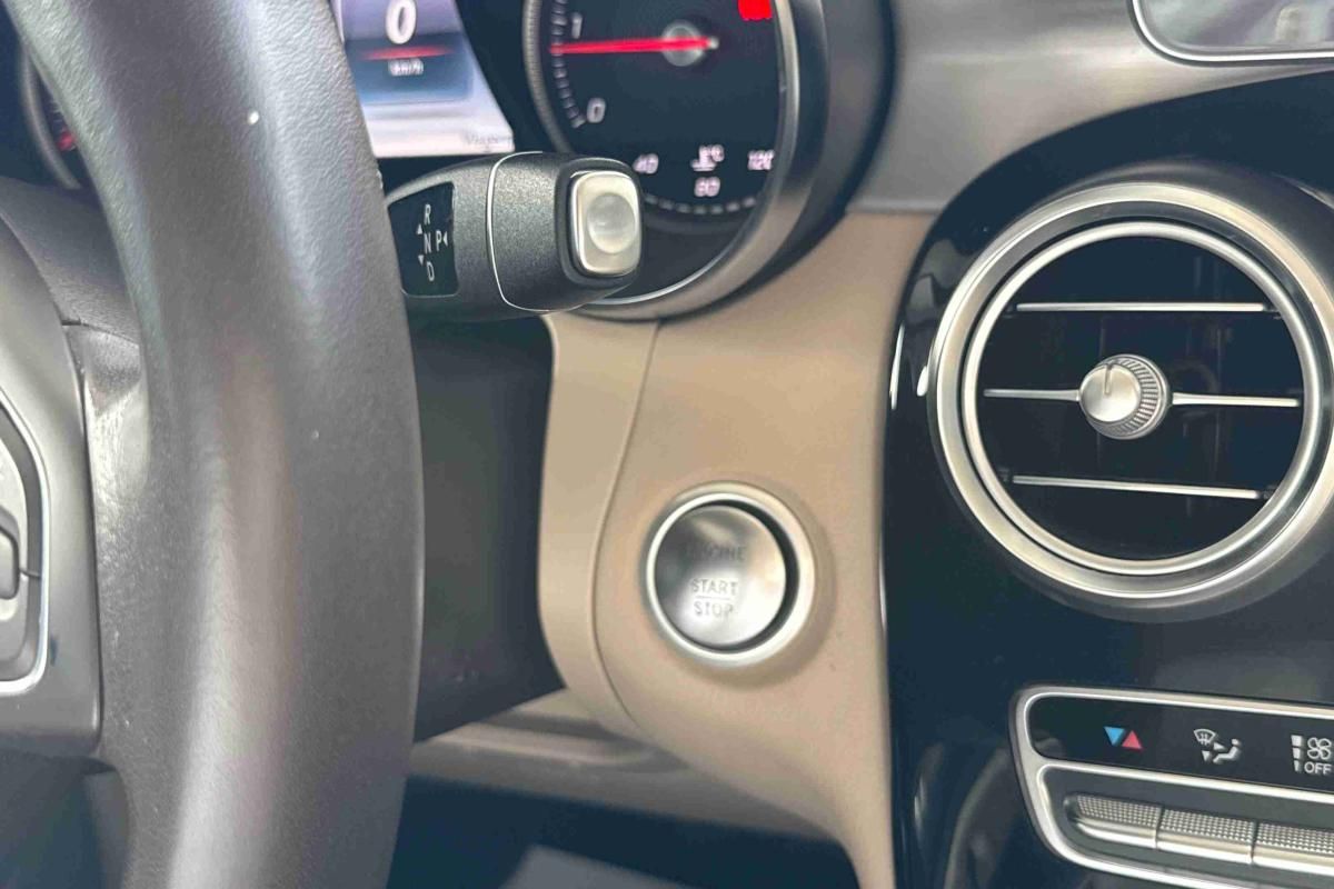 mercedes-benz-glc-2019-diesel-2143cc