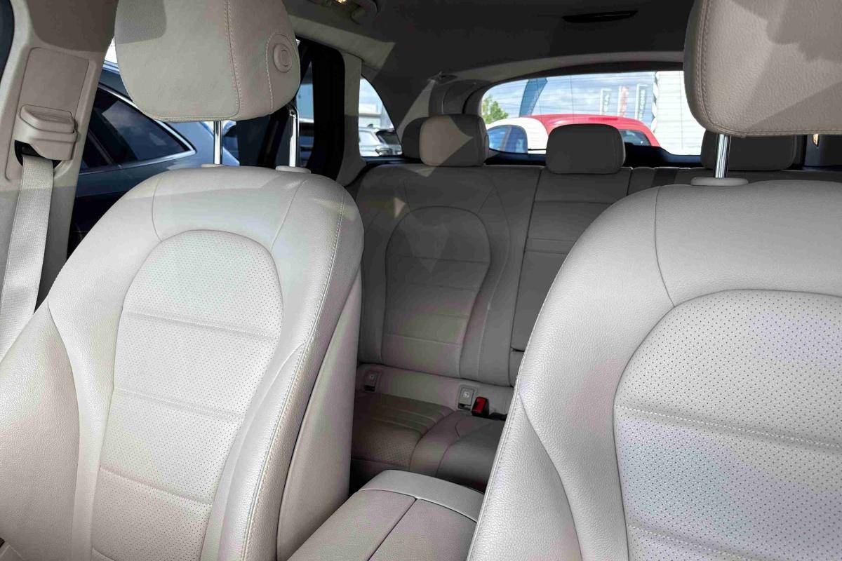 mercedes-benz-glc-2019-diesel-2143cc