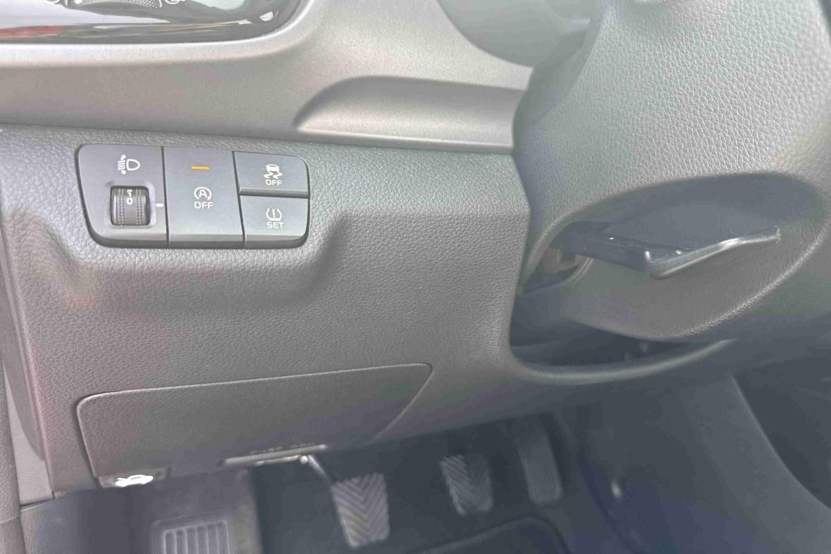kia-stonic-2025-gasolina-998cc