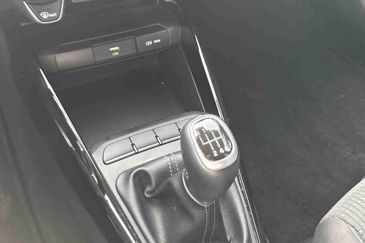 kia-stonic-2025-gasolina-998cc