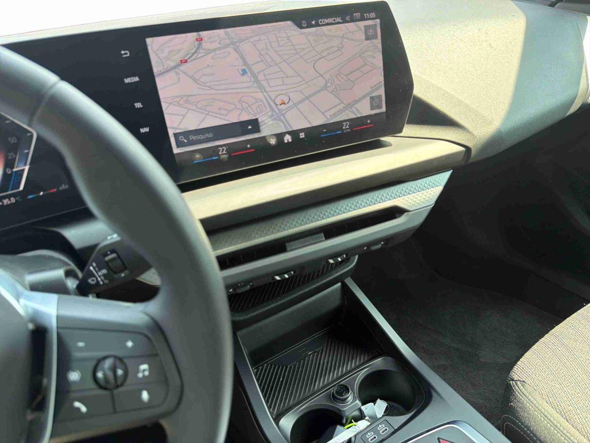 bmw-321-2025-gasolina-1499cc