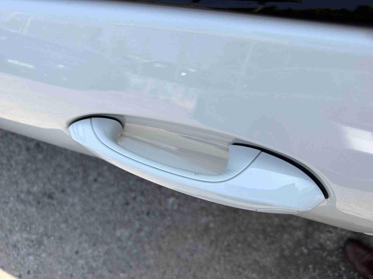 bmw-321-2025-gasolina-1499cc