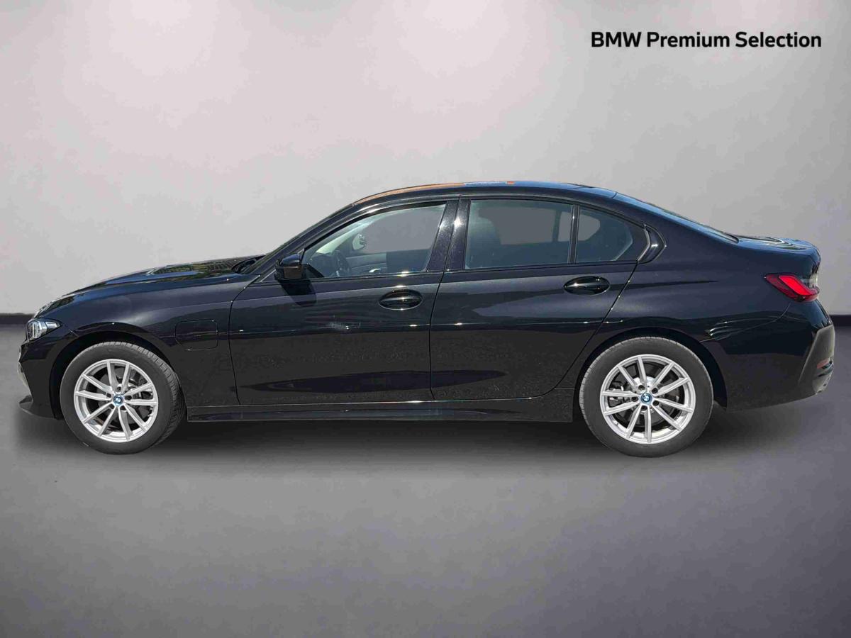 bmw-320-2024-hibrido-1998cc