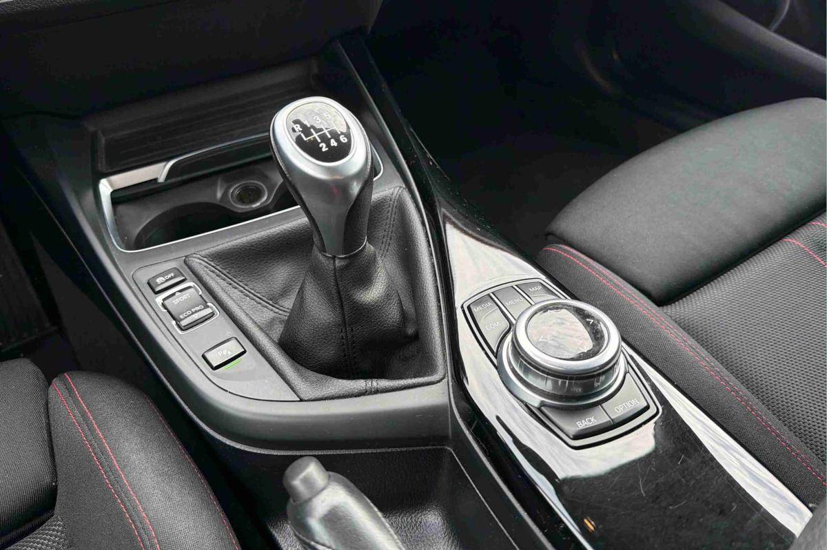 bmw-serie-1-2018-diesel-1496cc