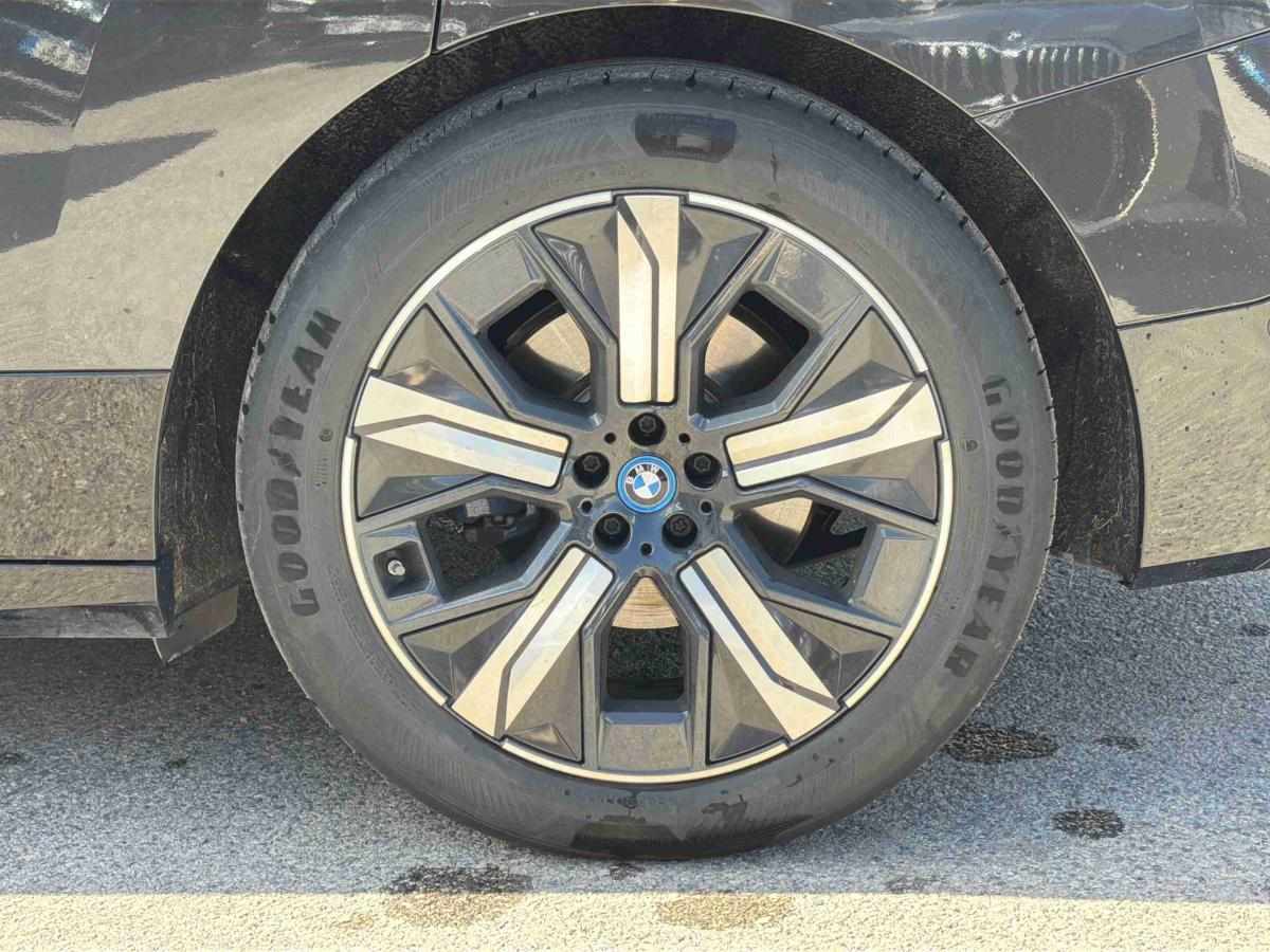 bmw-ix-2023-eletrico-0cc