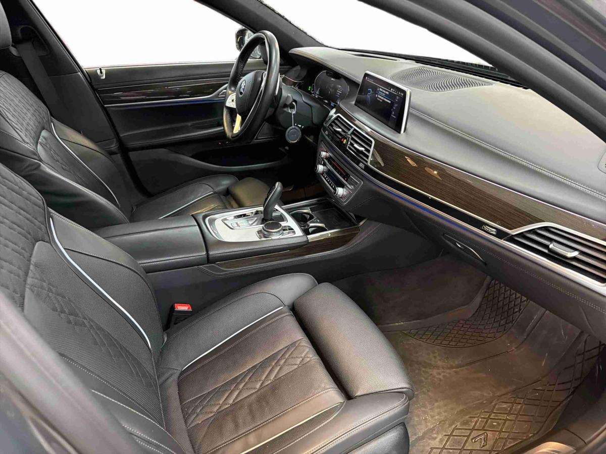 bmw-serie-7-2020-hibrido-2998cc