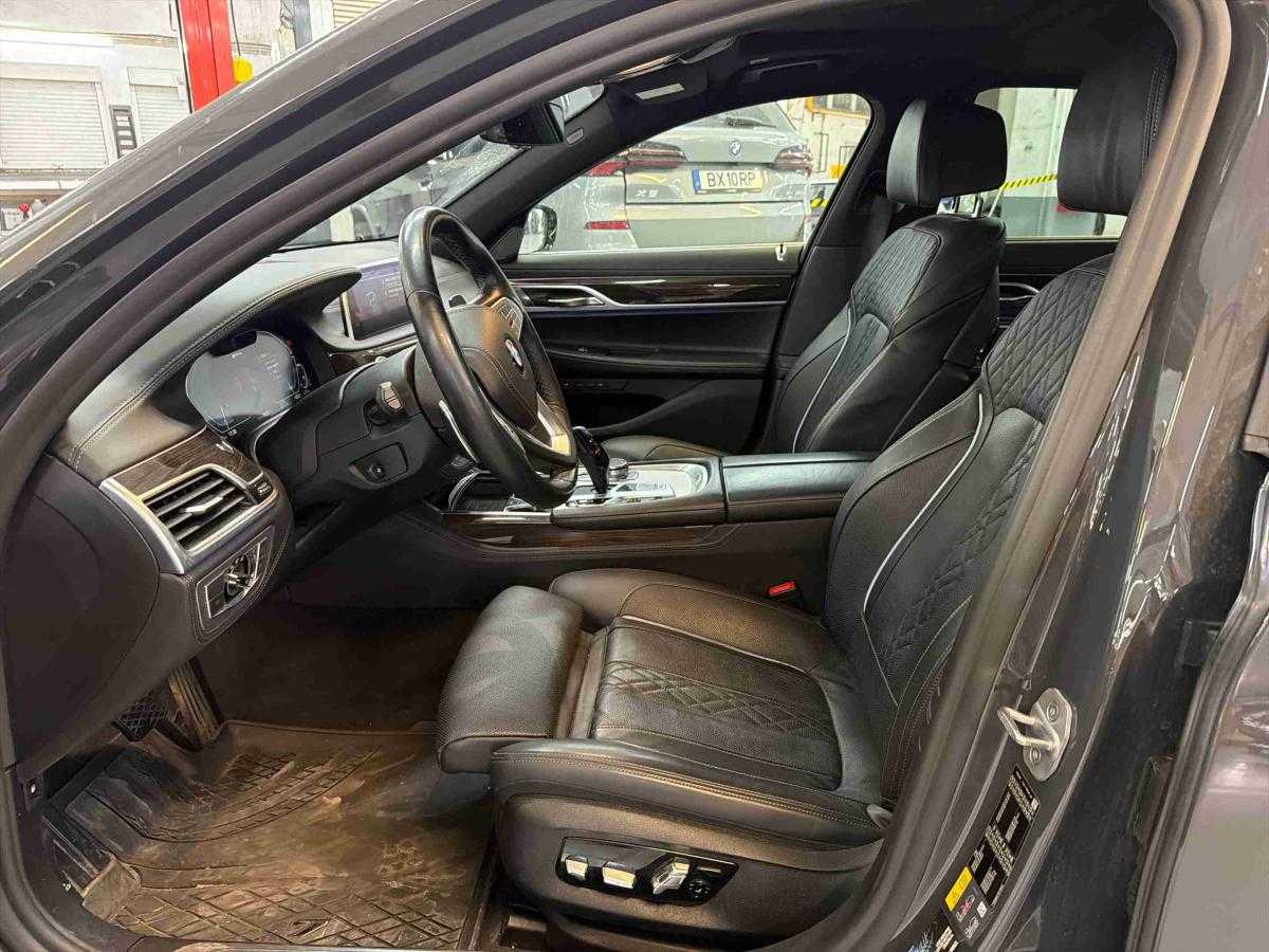 bmw-serie-7-2020-hibrido-2998cc