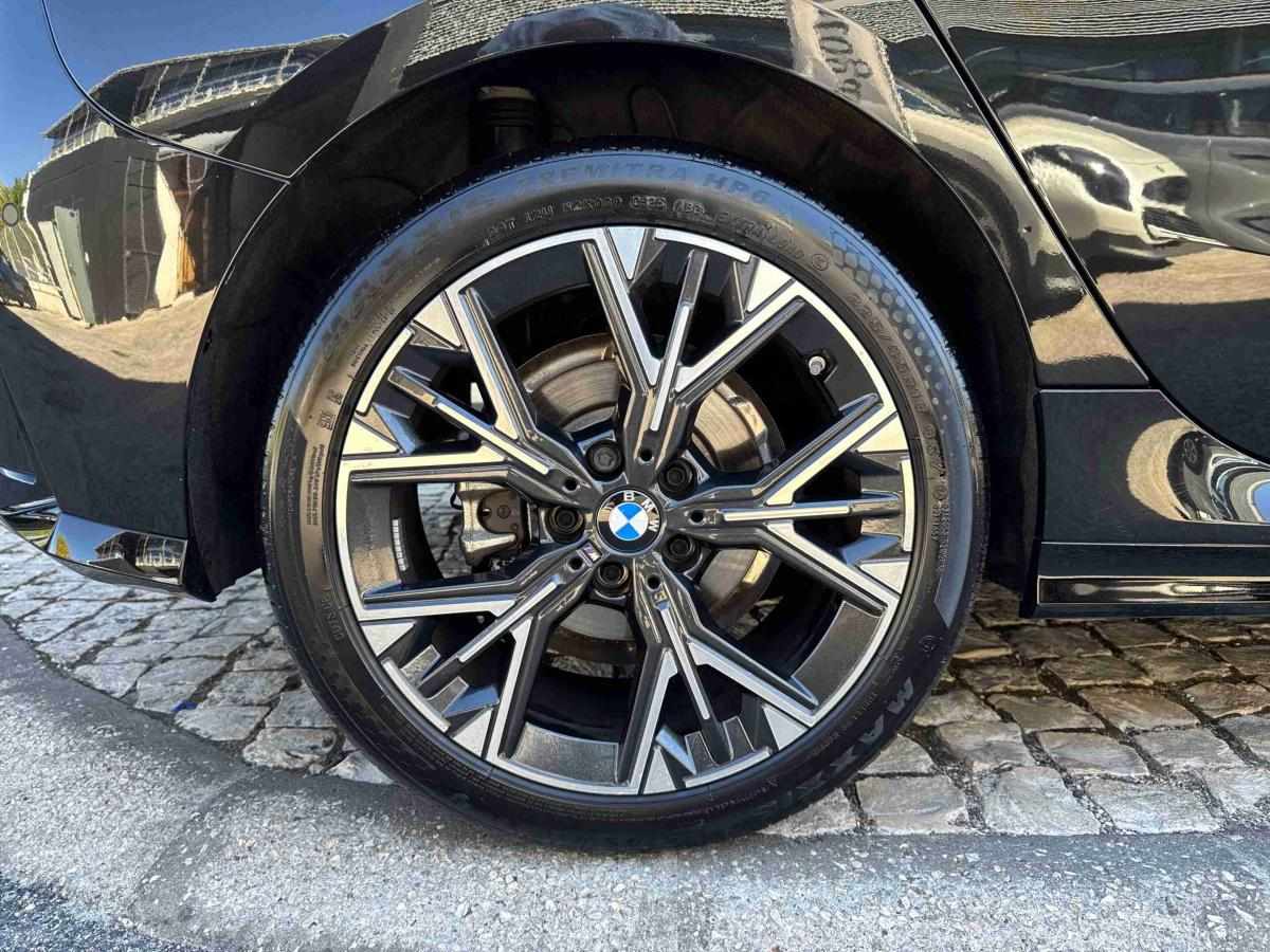 bmw-serie-1-2025-gasolina-1499cc