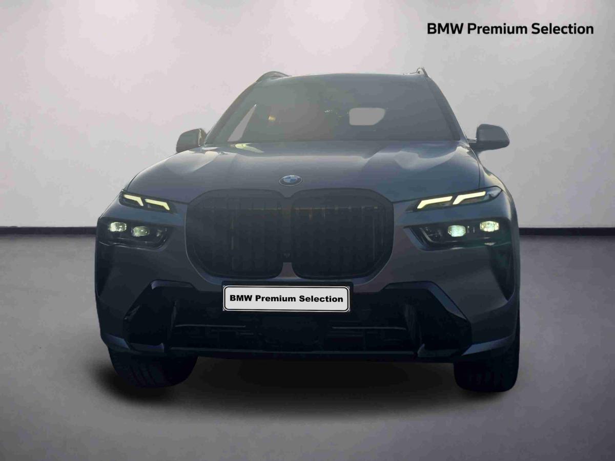 bmw-x7-2025-diesel-2993cc