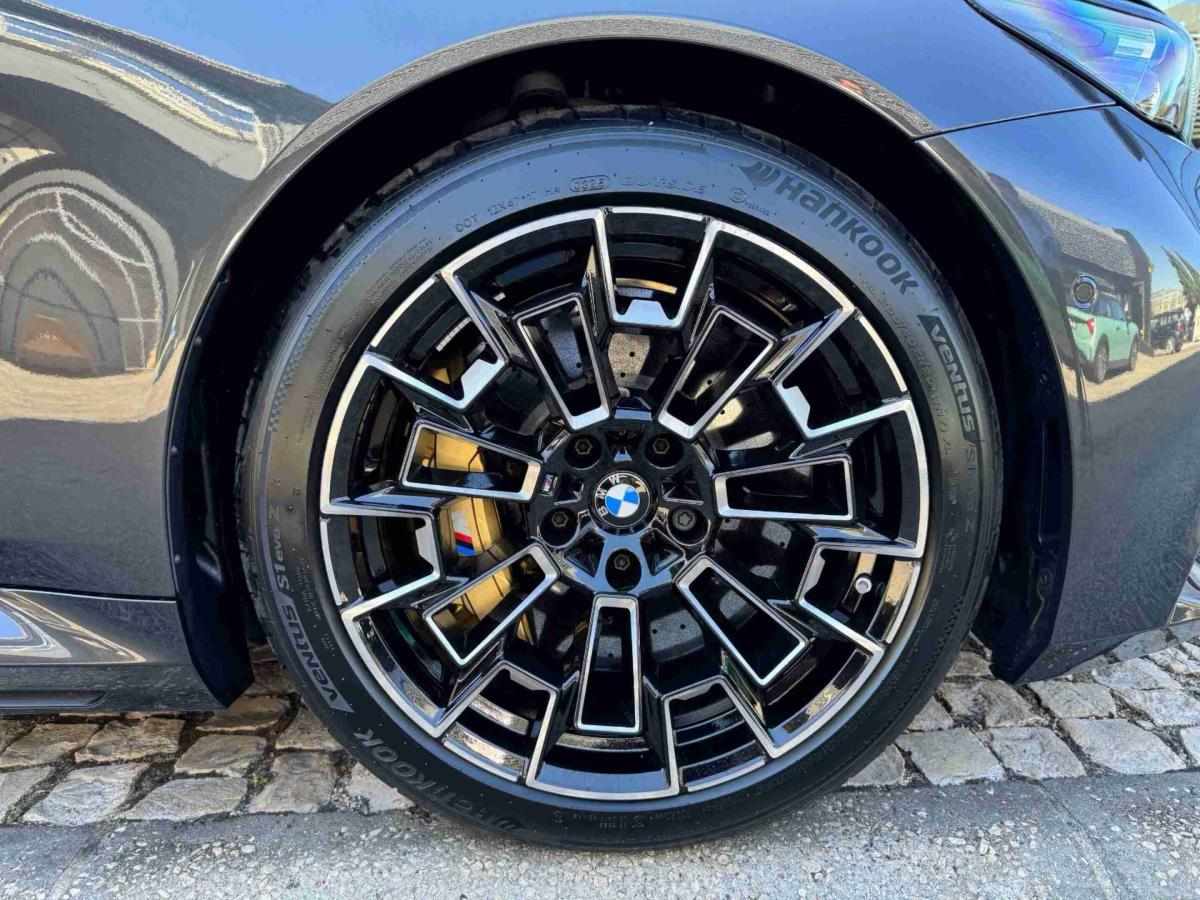 bmw-serie-5-2025-hibrido-4395cc