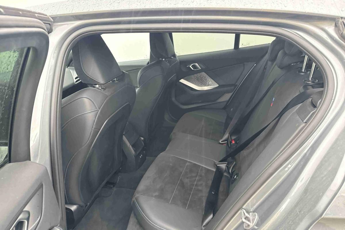 bmw-serie-1-2025-gasolina-1499cc