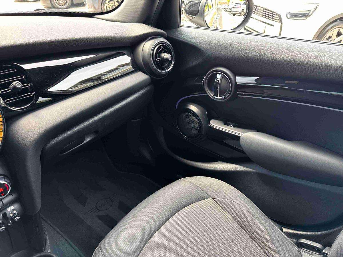 mini-cooper-2023-gasolina-1499cc