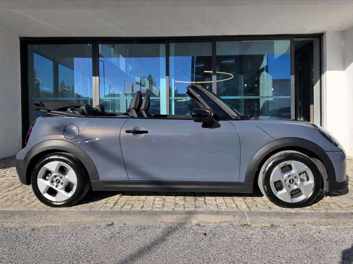 mini-cabrio-2025-gasolina-1998cc
