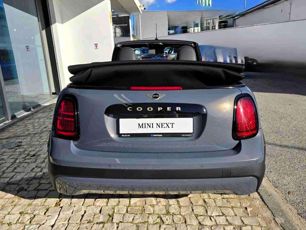 mini-cabrio-2025-gasolina-1998cc