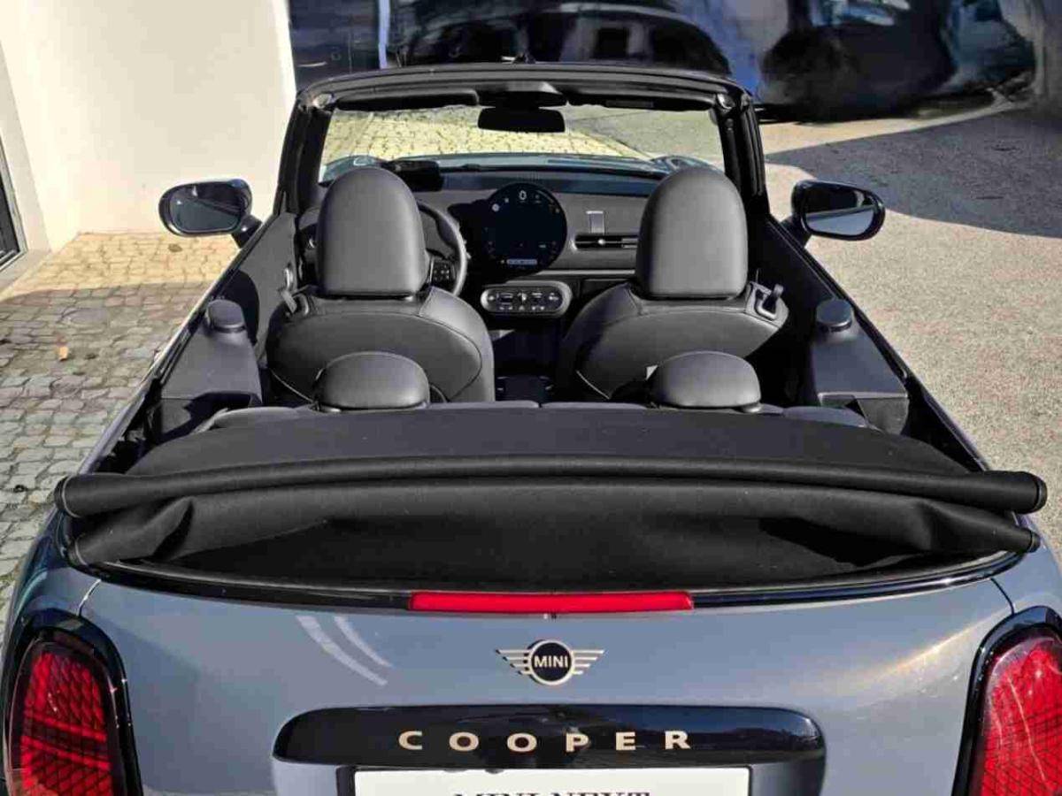mini-cabrio-2025-gasolina-1998cc